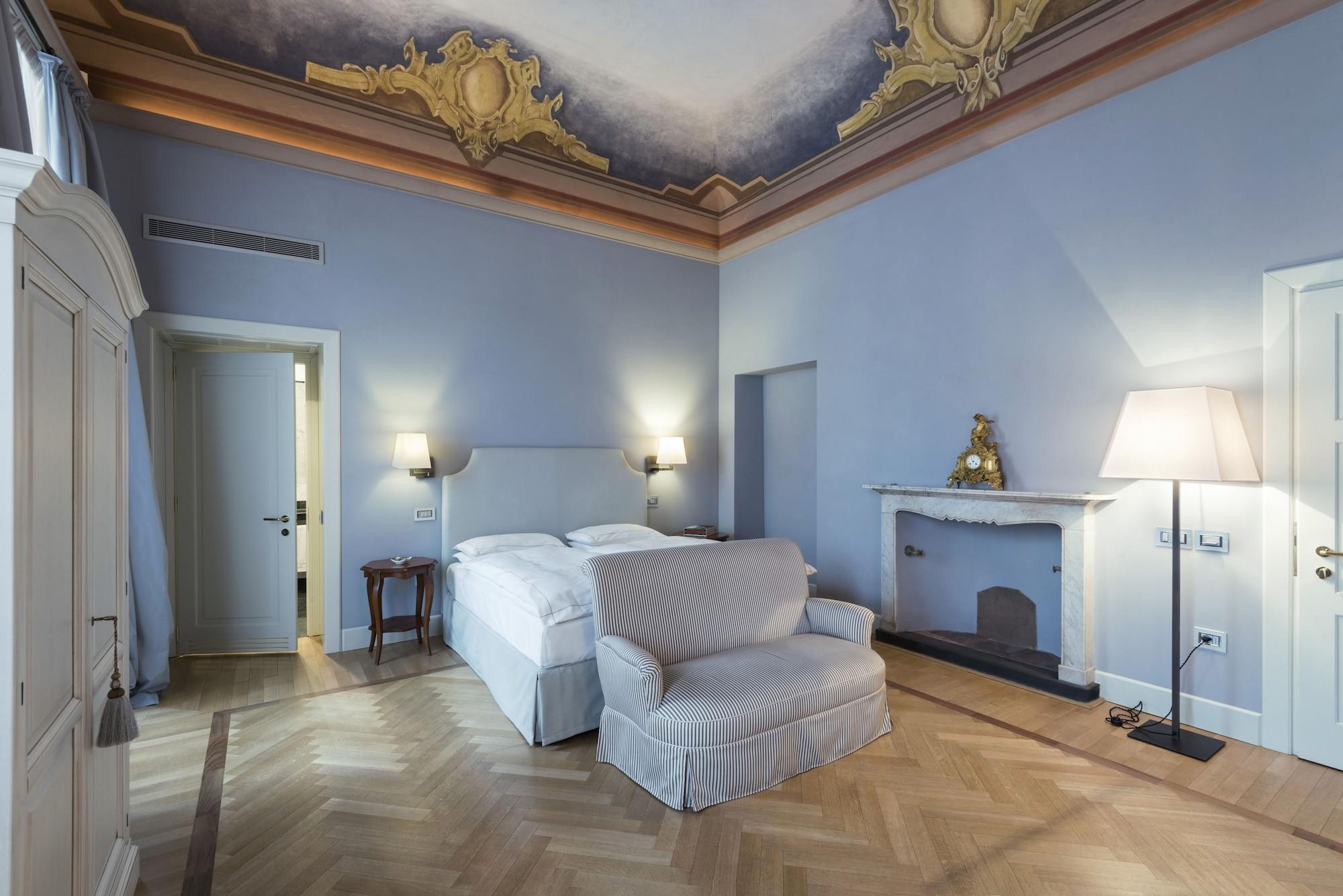 Grand Hotel Della Posta Sondrio Exterior photo