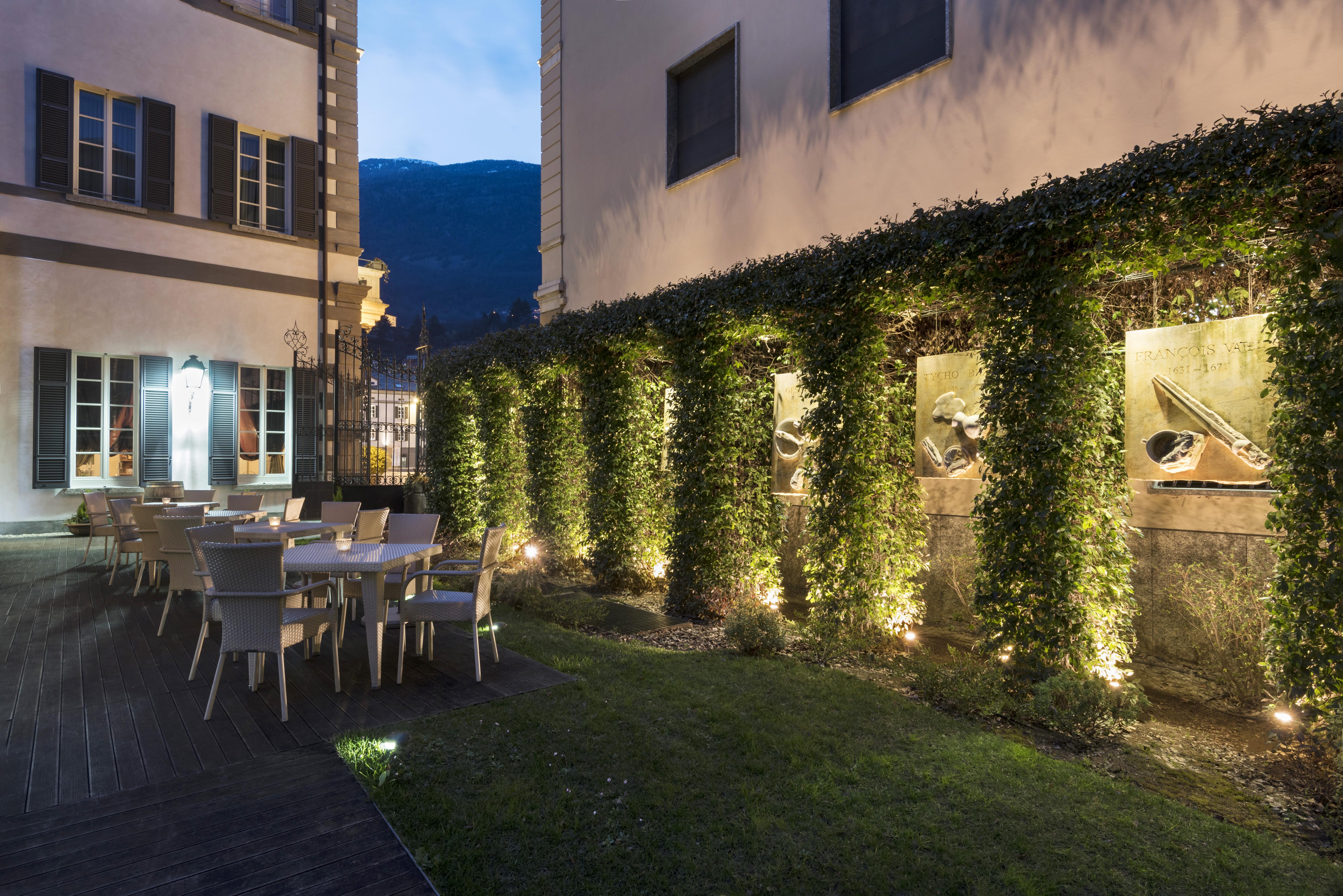 Grand Hotel Della Posta Sondrio Exterior photo